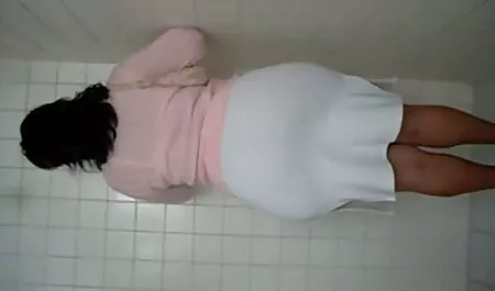 Con trai gắn lên bạn gái của mình, và để lại sex gai xinh hay nhat một rung trong quần lót của cô ấy