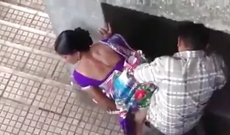 Nhật bản dit nhau voi gai nhat ban mình