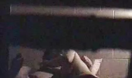 Kelly Capone một âm vật phim set gai xinh nhat ban nhỏ rung