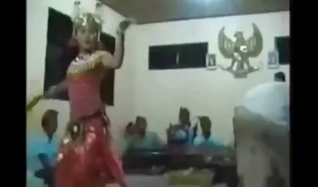 Cô gái pháp phim sec nhat ban gai xinh diễn xuất với bạn trai của cô